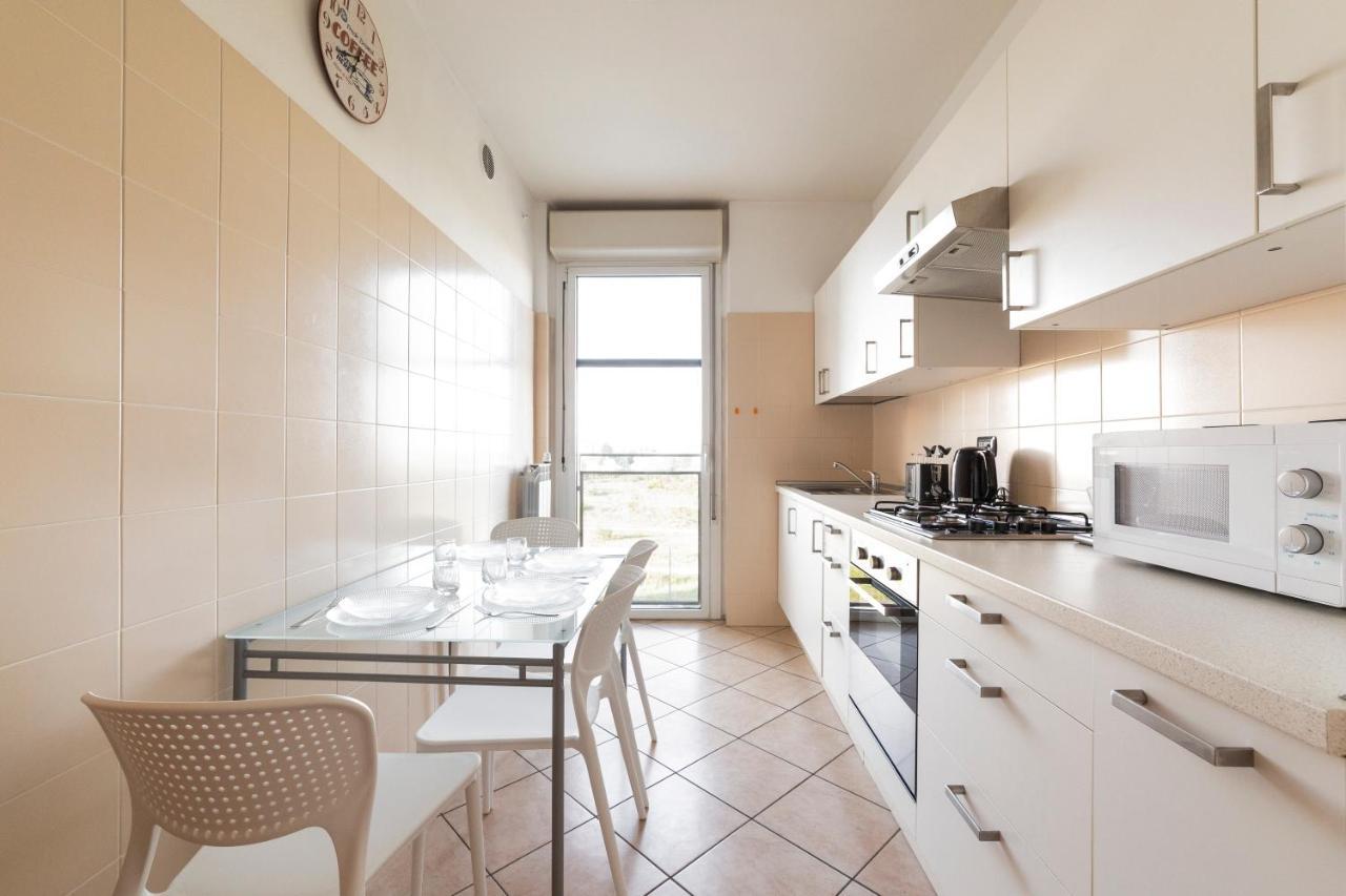 Appartement Milano Rogoredo Apt With Terrace! Extérieur photo