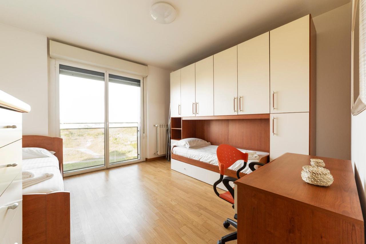 Appartement Milano Rogoredo Apt With Terrace! Extérieur photo